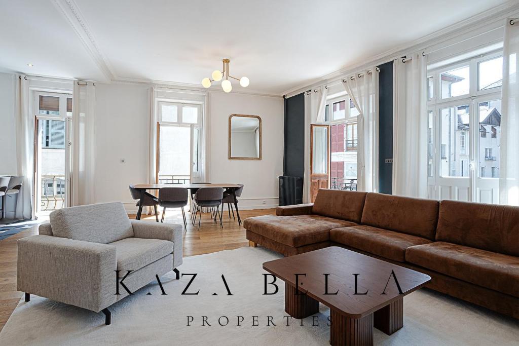 KAZA BELLA - Luxury 3BR in the heart of Annecy