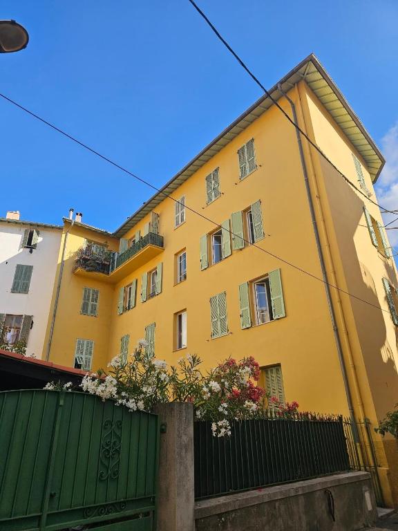 2 bedrooms apartment in Menton - Central