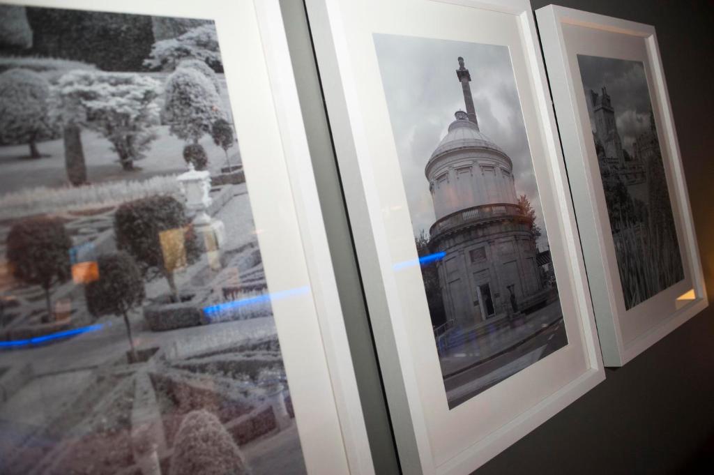 a picture of the united states capitol building at Holiday Inn Express Perth by IHG in Perth