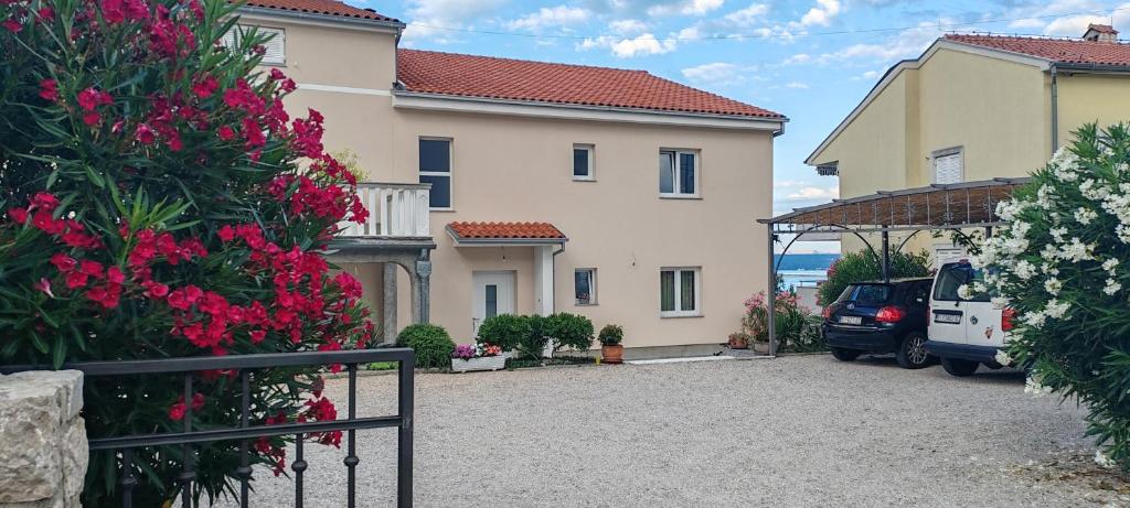 Oliva Garden Apartment