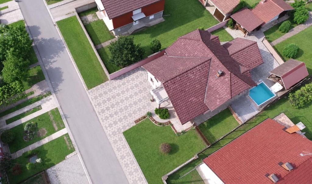 an overhead view of a house with a roof at Lucija in Tenja