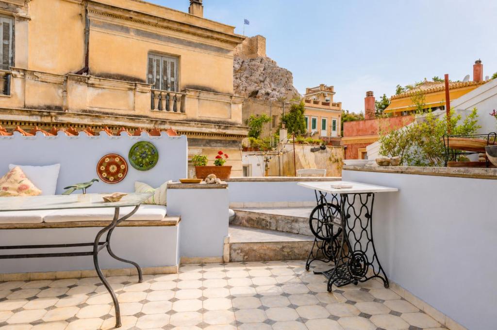 The Acropolis Terrace - Plaka
