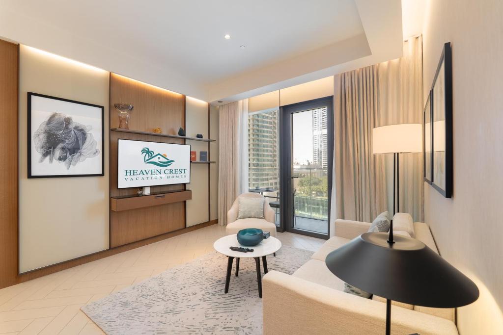 فضای داخلی Burj Khalifa and City Views 1, 2, & 3-Bedroom Apartment 1 minute walk to Burj Khalifa, Dubai Mall, Dubai Fountain in Address Residences Dubai Opera در دبی - تصویر ۳