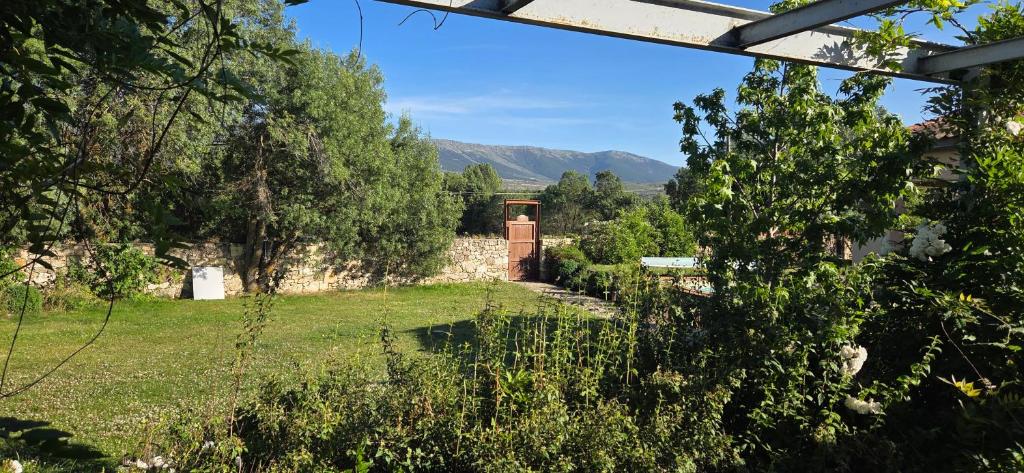 a view from the garden of a house at Villa Cañicosa in Cañícosa