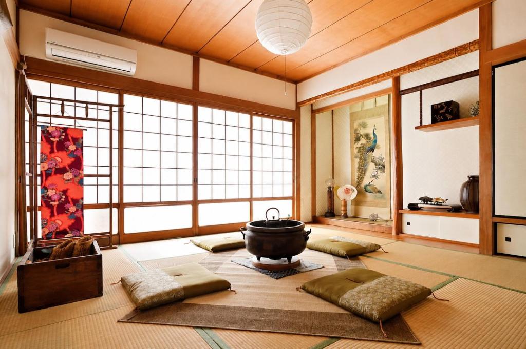 Japanese cozy house, Easy access to Namba-Kyoto-KIX