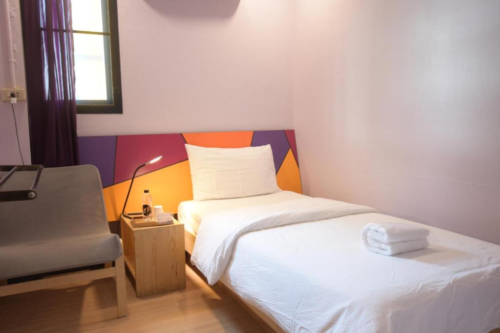 Room@Vipa - Single Room With Shared Shower And Toilet