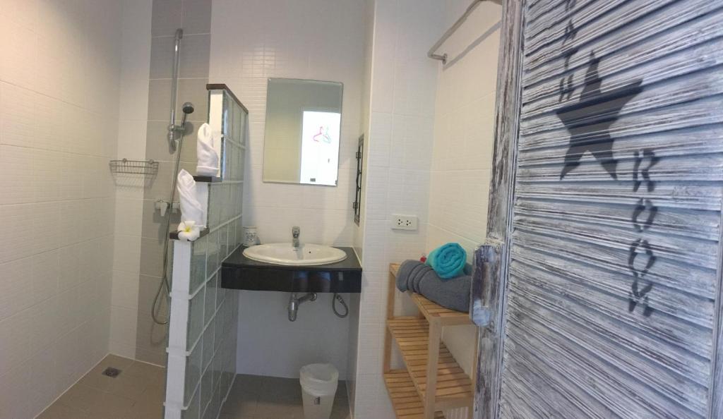 Baan Andaman Sea Surf - 4