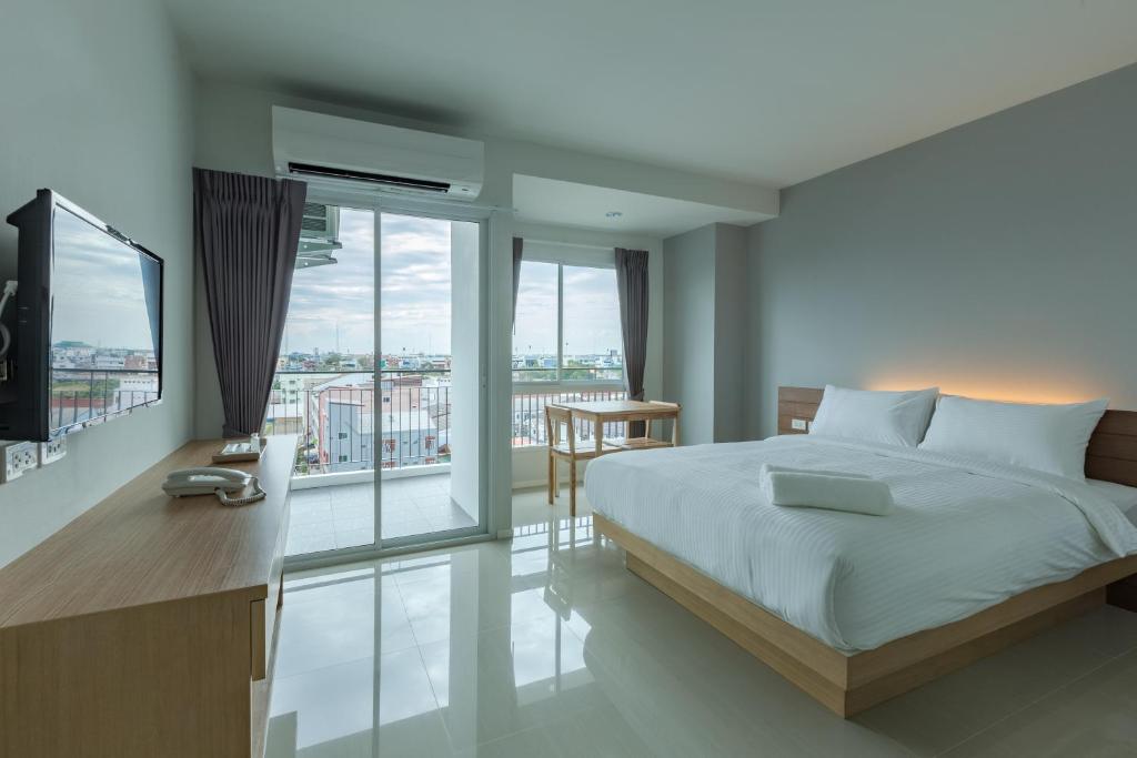 Thongchen Residence - Studio Avec Terrasse