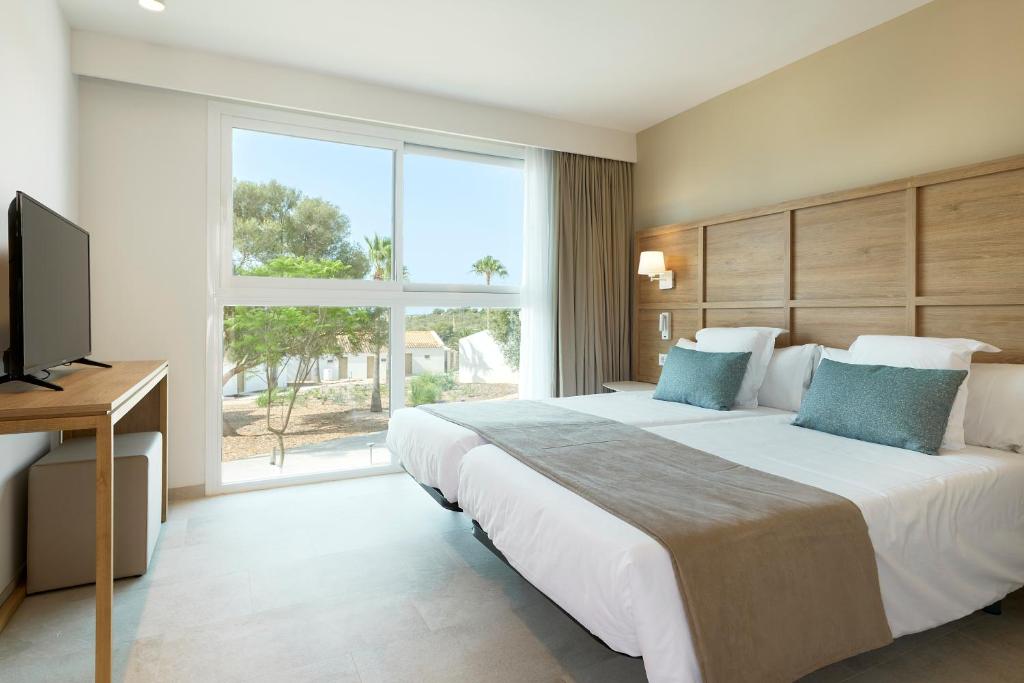 Iberostar Waves Cala Domingos All Inclusive - 