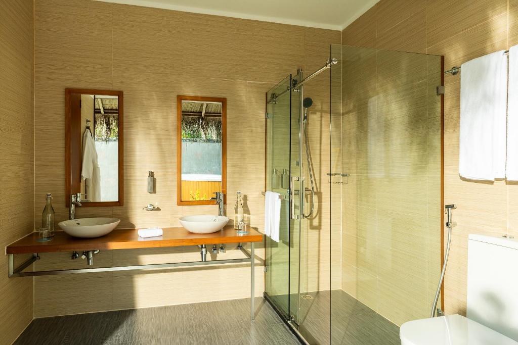 Niva Kuramathi Maldives - View 15