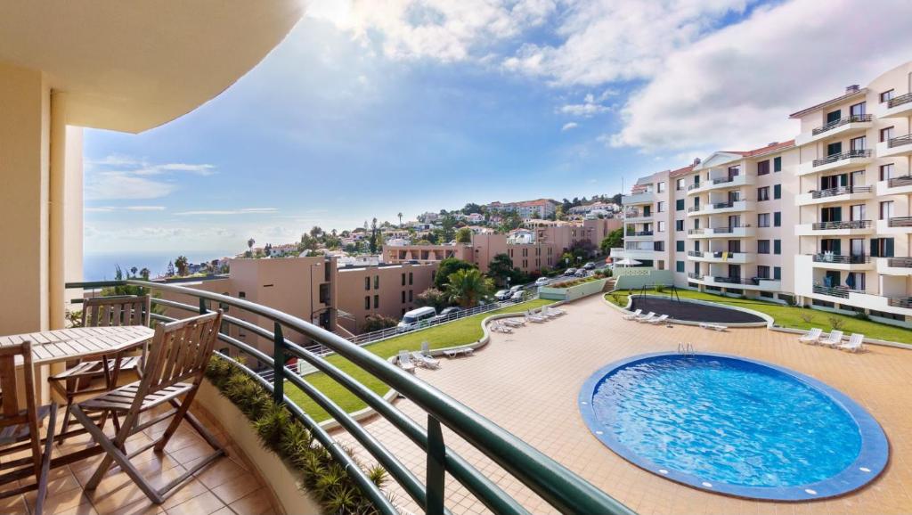 GuestReady - Apartment with pool in Garajau