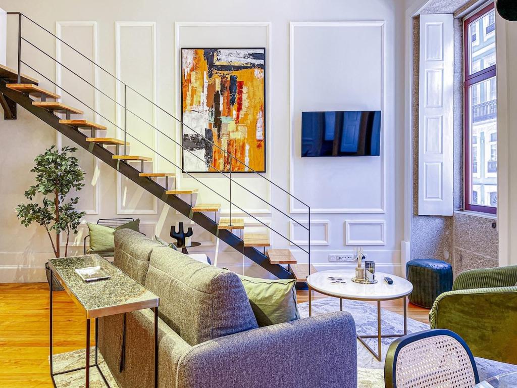 French-style duplex loft few steps to Douro River