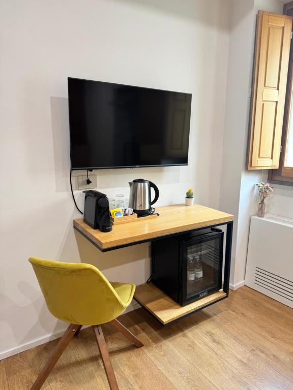 Via Del Centro Guesthouse - Double Room