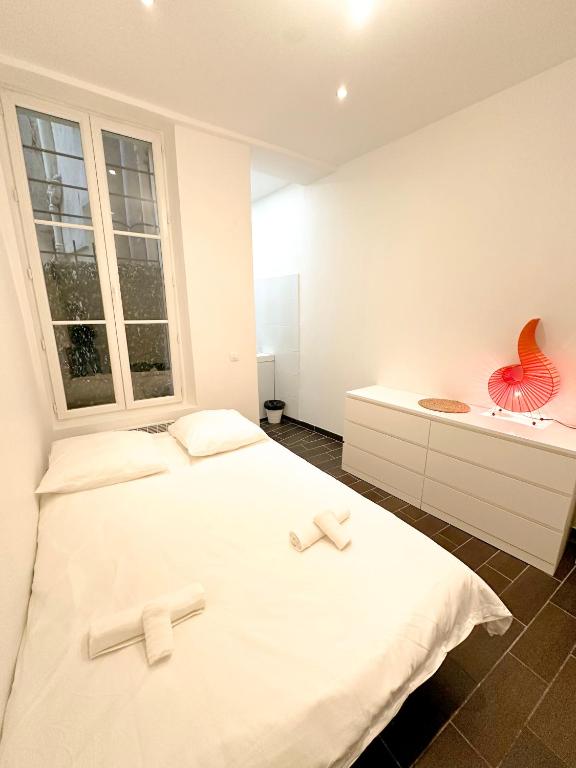 A Comfortable Apartment in Paris