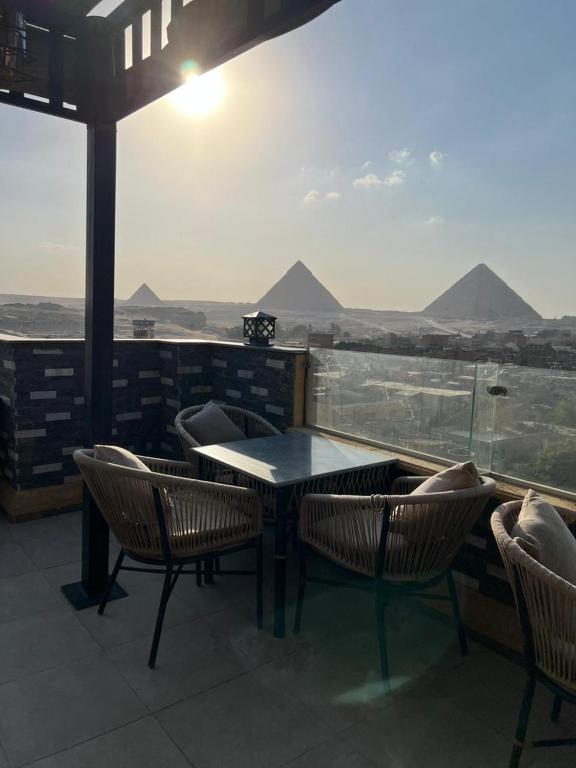 Premium Pyramids BoutiQue With Rooftop Access — 3