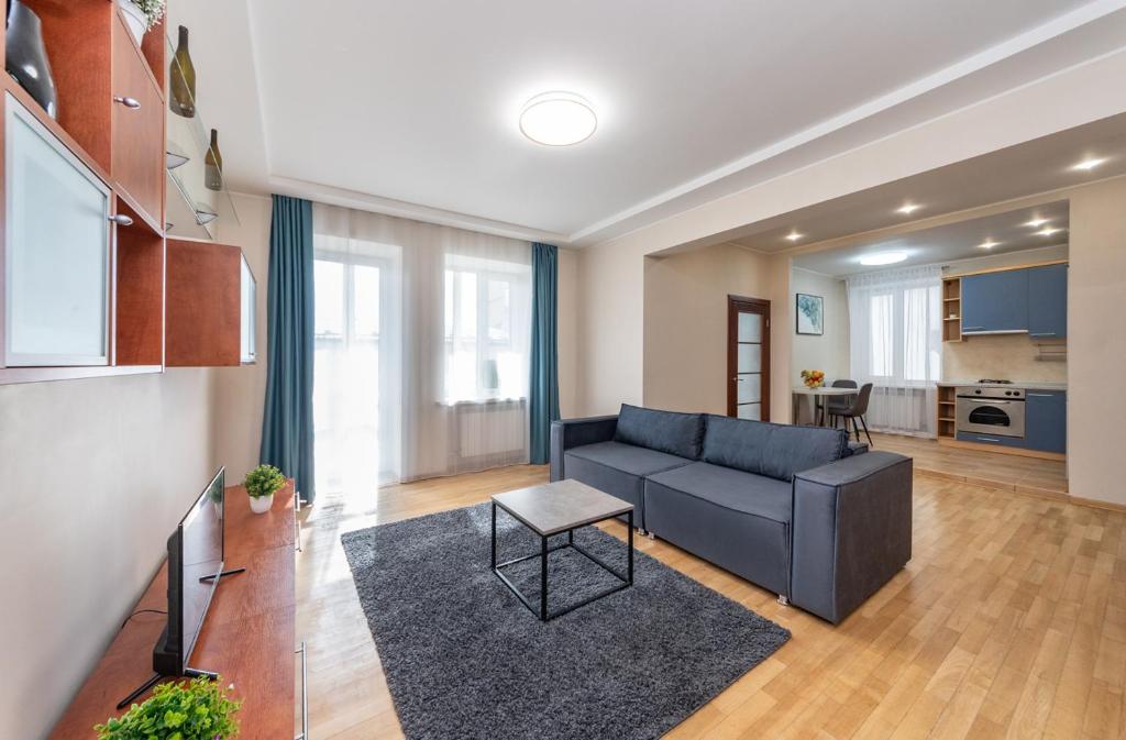 Kropivnitskogo - Lux 1 bedroom near the Bessarabian Square головне фото