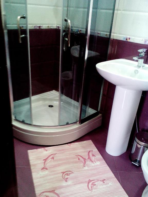 Koupelna v ubytování Hotel White Neptun Georgia Tbilisi