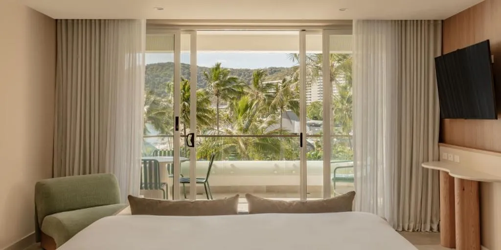 The Sundays Balcony Room