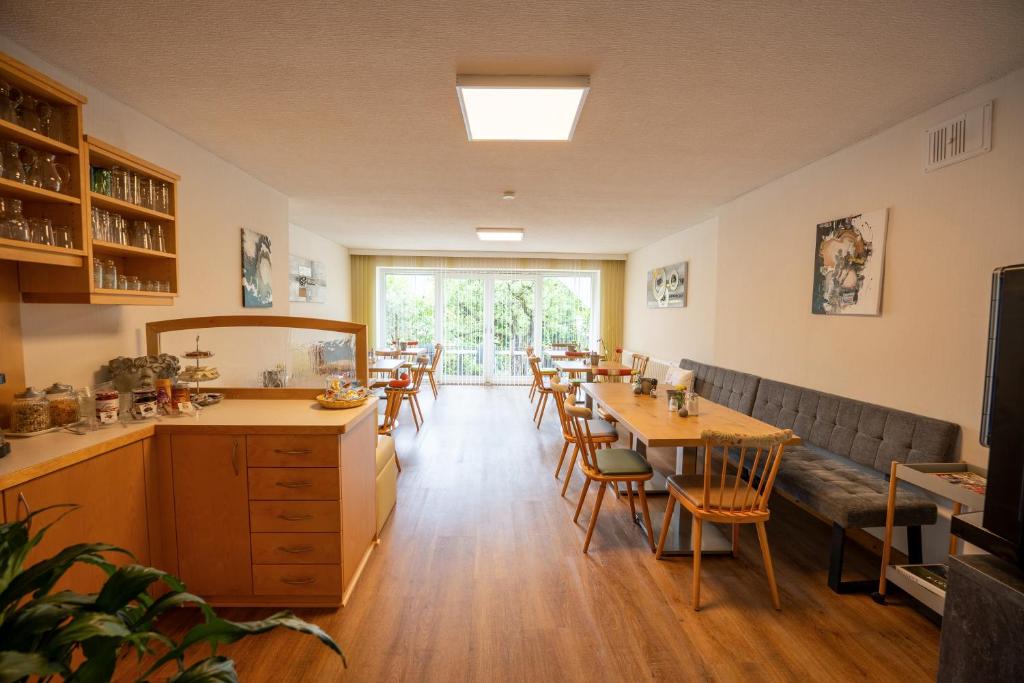 Beachfront Gästehaus Wulz-Lesjak - Tweepersoonskamer Met Balkon