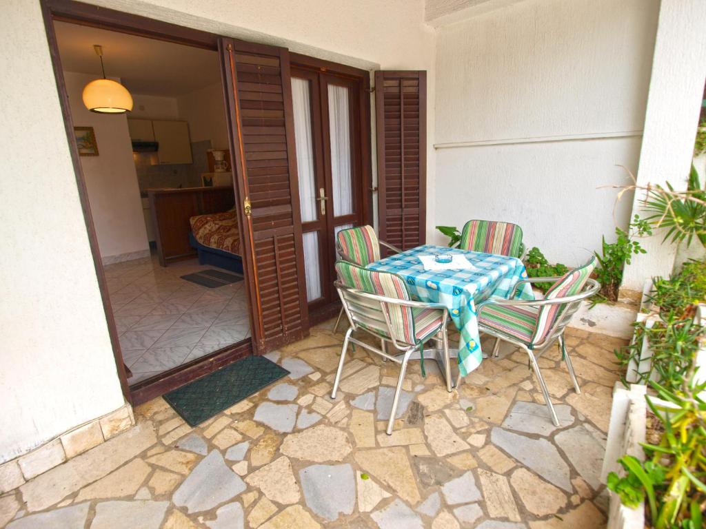 Patio alebo iná vonkajšia časť ubytovania Apartments Evelina 1057
