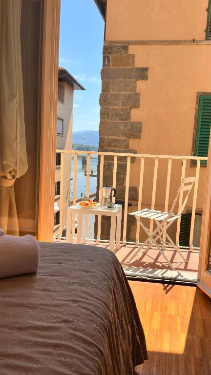 Bardi Elegance with Balcony