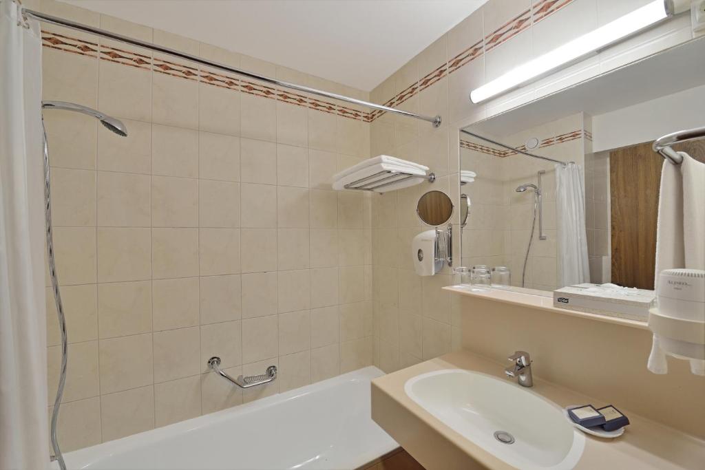 Koupelna v ubytování Ensana Thermal Sárvár