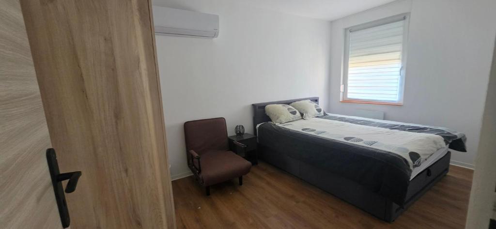 Logement calme avec jardin proche centre et gare – photo 7