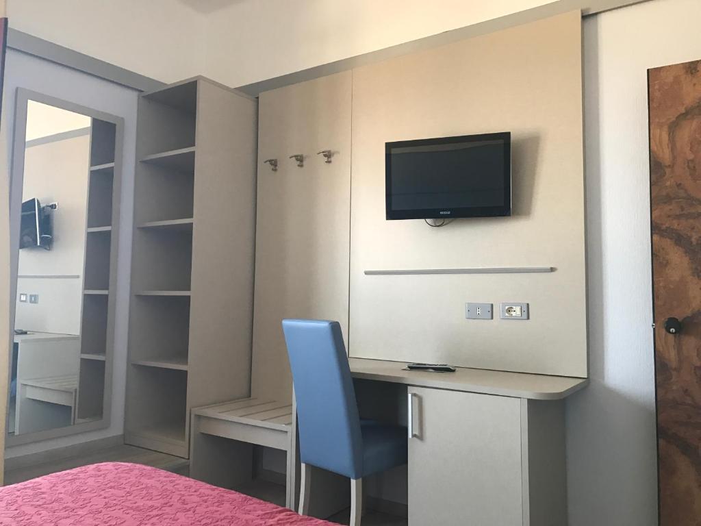 TV a/nebo společenská místnost v ubytování Hotel Elisabeth Due