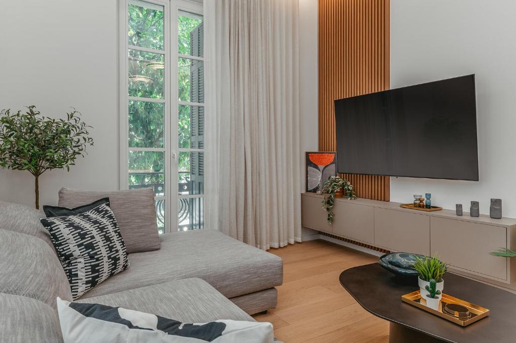 St Hugo Premium Residence by halu! 2BD apartment close to Syntagma square