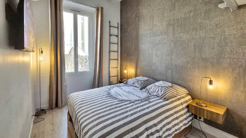 LX154 Loft rénové lumineux - plein centre Cannes