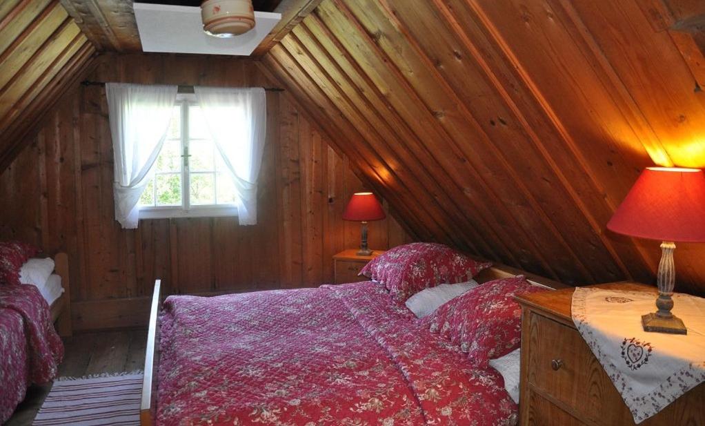 Posteľ alebo postele v izbe v ubytovaní Romantische Ferienhütte Nationalpark Kalkalpen, sonnig, 2 Schlafzimmer, Wlan