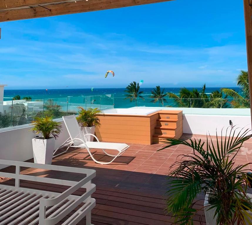 Beachfront · Private Beach Ultravioleta Boutique Residences - Three-Bedroom Deluxe Apartment