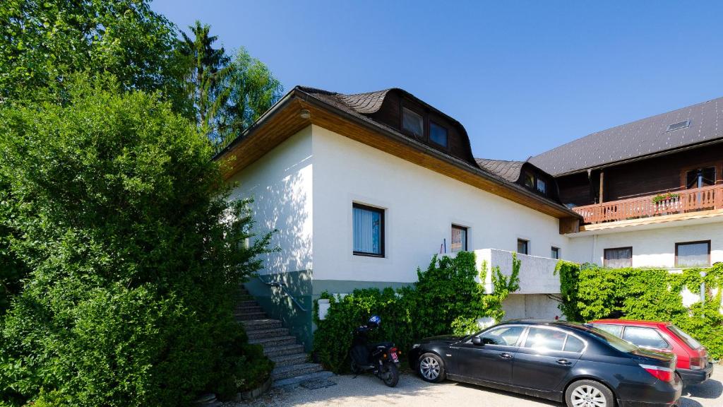 Budova, v ktorej sa apartmán nachádza