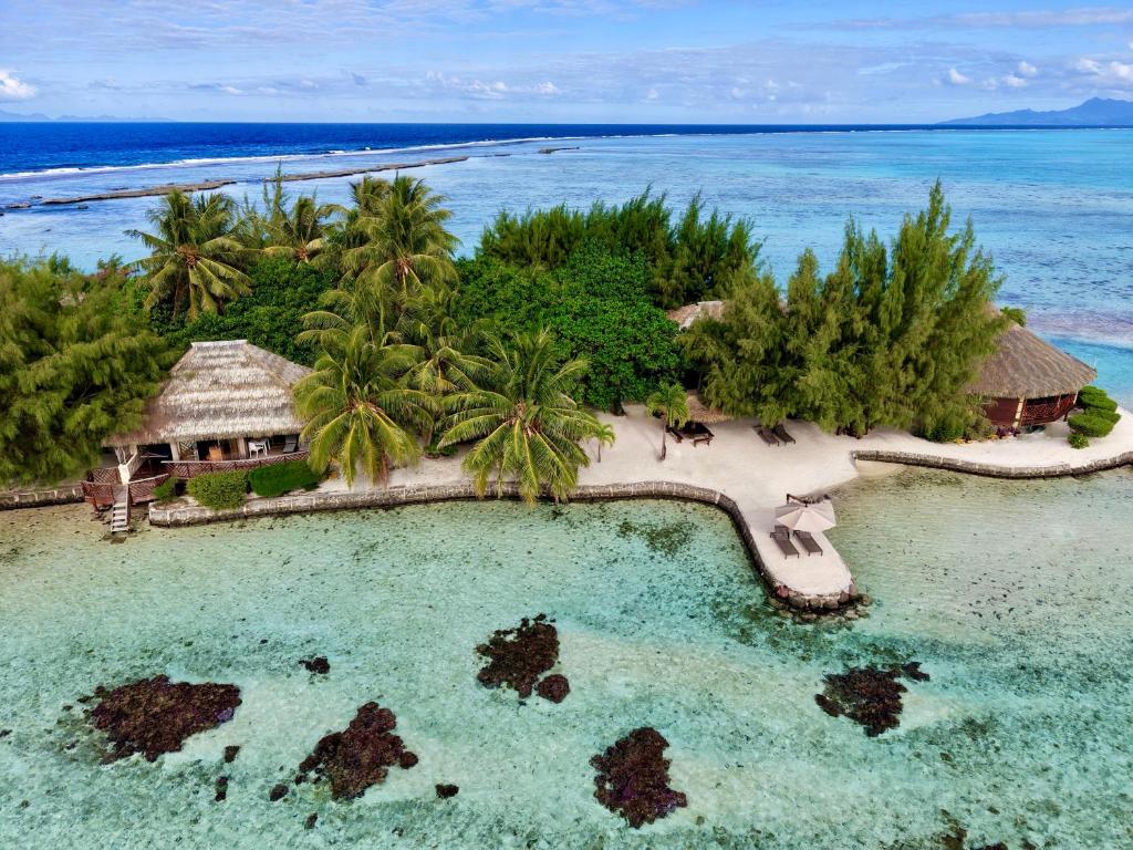 EDEN Private Island TAHAA photo 3