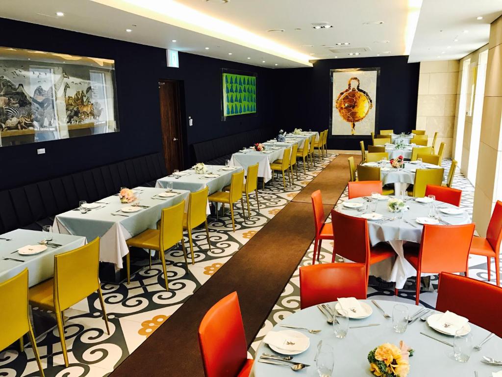 Restaurace v ubytování Hotel Leo