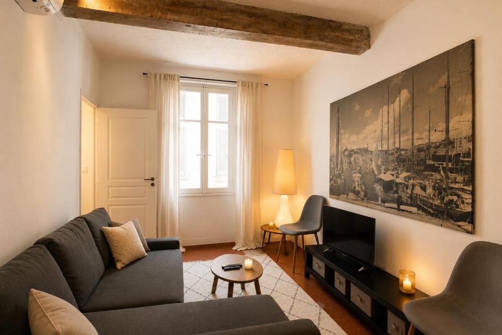Enchanting 1-bedroom apartment on rue Fourmillière