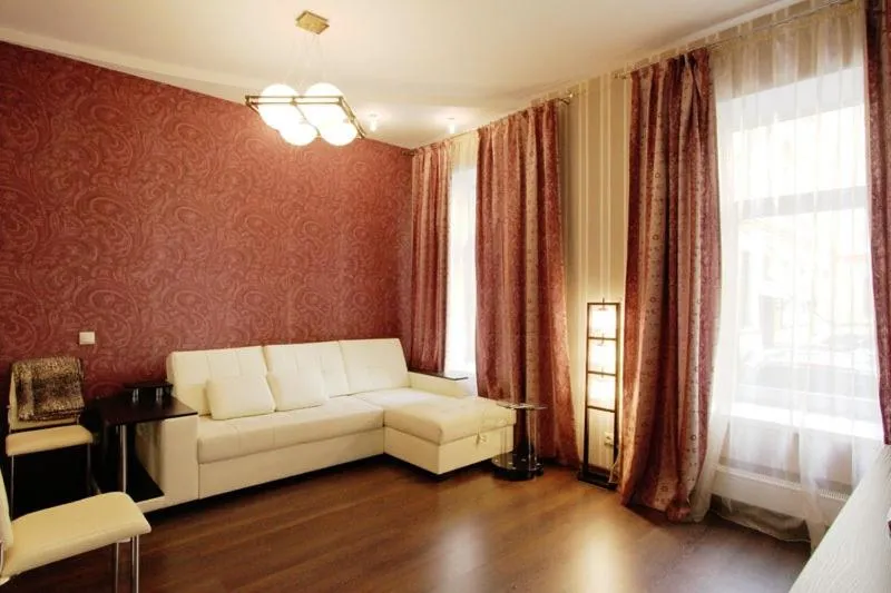 Apartment na Naberezhnoy Kutuzova, Sankt Petersburg, Rusia