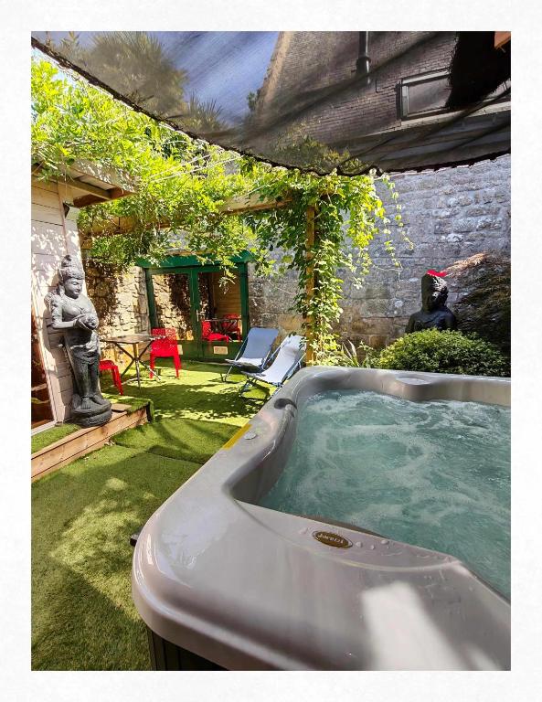 Les suites du Bouddha Bleu - Apartment With Garden View