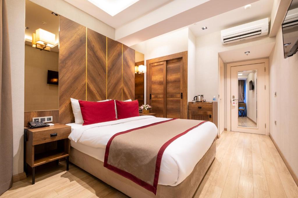 Celine Hotel Taxim در استانبول