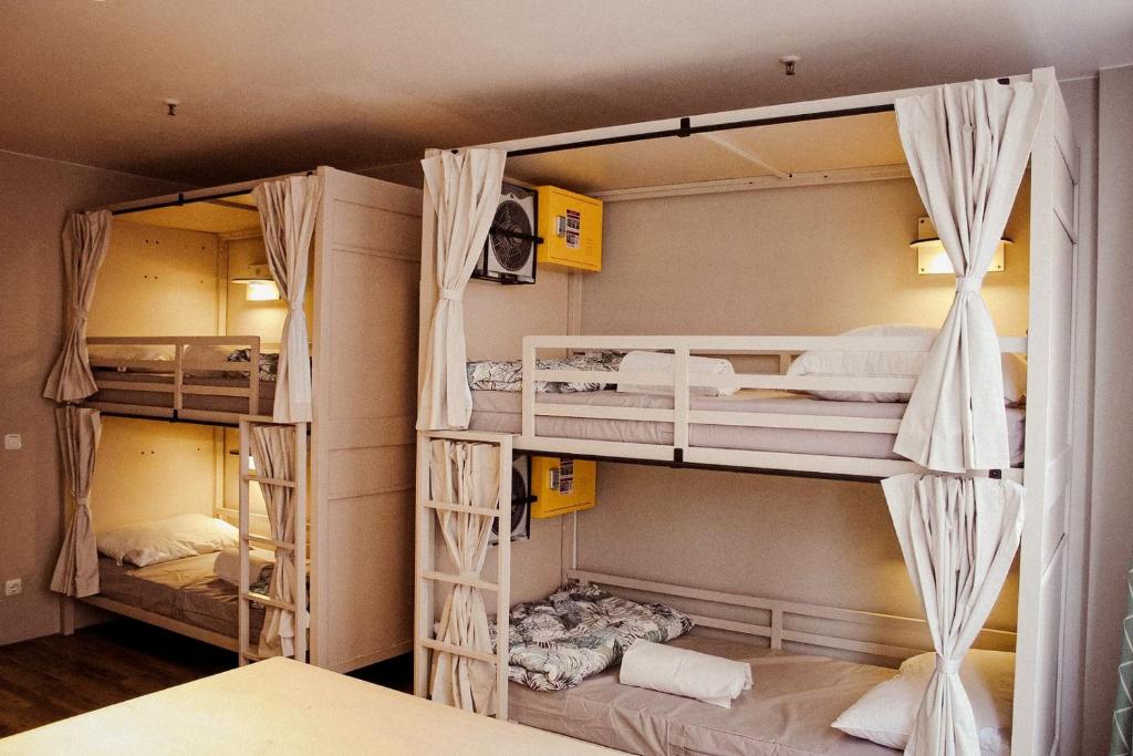 Wombat's City Hostel Munich Hauptbahnhof - Bed In Een Slaapzaal Met 6 Bedden