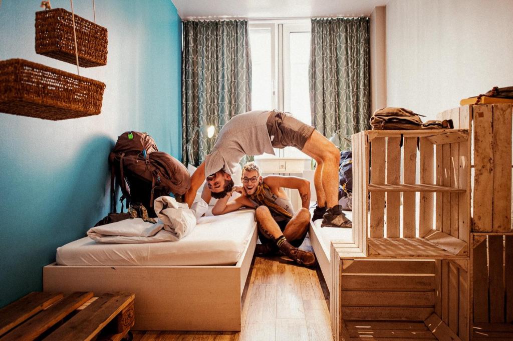 Wombat's City Hostel Munich Hauptbahnhof - Tweepersoonskamer Met 2 Aparte Bedden