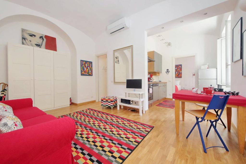 Cozy apartment at the main train station