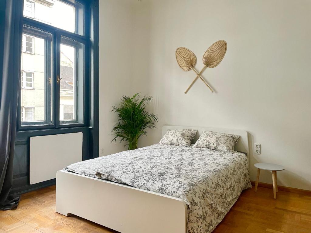 Long-Term Apartment in Heart of Vienna