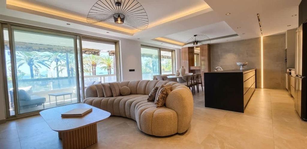 Luxury Croisette Apartment Terrace