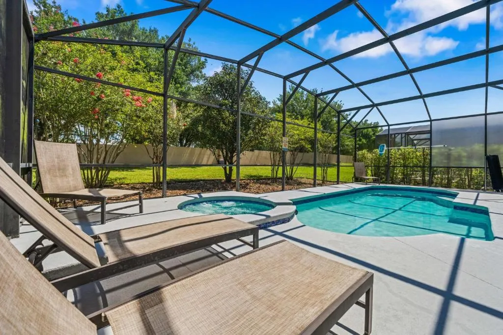 5BR Pool Home-Spa-Epic Game Room Near Disney