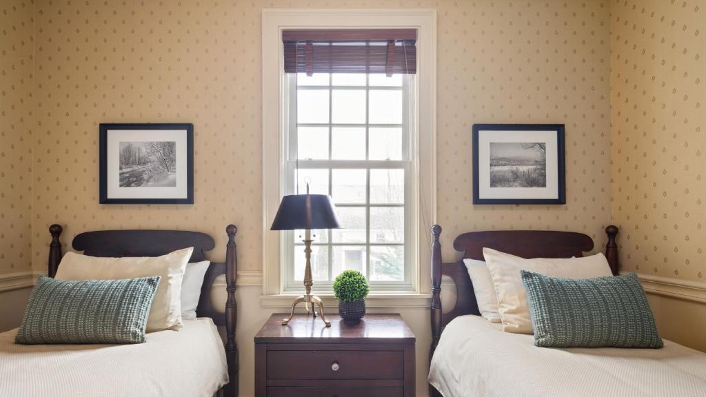 Green Mountain Inn - 