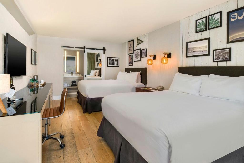 Hotel Paradox, Autograph Collection - 