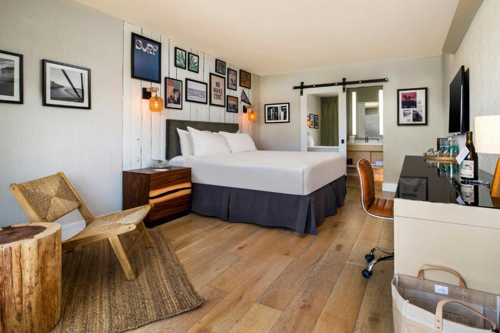 Hotel Paradox, Autograph Collection - 