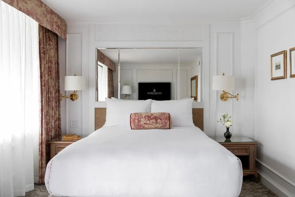 Executive Queen Room