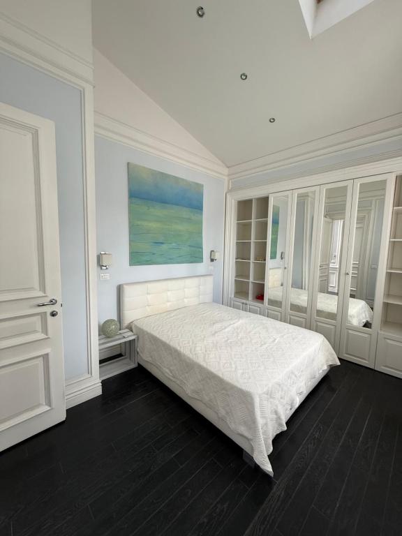 Historical Apartment French style фото 2
